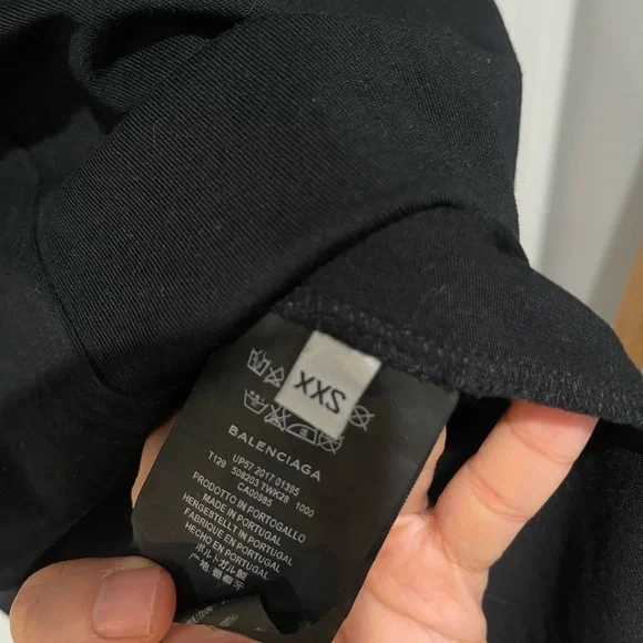 Balenciaga Black Short Sleeve Tee - Picture 3 of 3